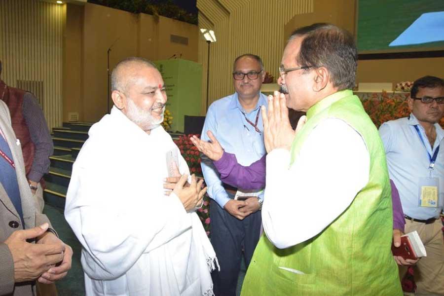 Brahmachari Girish Ji meets Shri Shripad Naik Ji Honorable Union Minister of Ayush, Government of India at Vigyan Bhawan Delhi.
