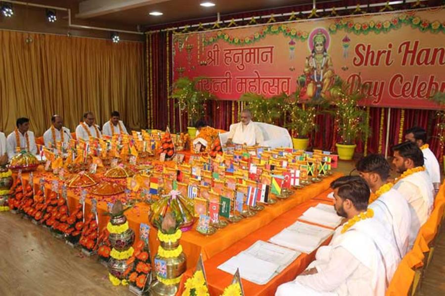 Shri Hanuman Jayanti Celebration and Puja was organised at Gurudev Brahmanand Saraswati Ashram Bhopal. Brahmachari Girish Ji has performed Puja with Maharishi Vedic Pundits of Maharishi Ved Vigyan Vishwa Vidyapeetham.