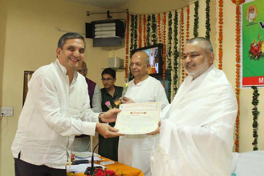 Course Participants Maharishi Vedic Science Introduction Training Programme were presented certificate and package of knowledge