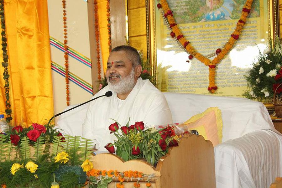 Brahmachari Girish Ji addressing at Valedictory Ceremony for 10 days Maths and Science Teachers In-service Training Course for Maharishi Vidya Mandir Schools Teachers organised at Maharishi Vidya Mandir National Office, Bhopal.