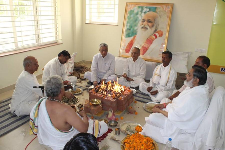 Grah Pravesh ceremony took place on auspicious day and muhurta of Akshaya Tritiya at newly built Bliss Residency?Anand Niketan, Bhojpur Shiv Temple Kshetra, Bhopal. 