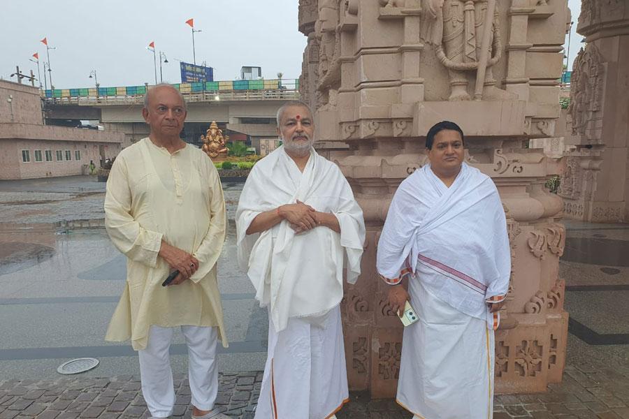 Got very good darshan of Bhagwan Mahakaleshwar Ji at Ujjain in Shravan Month. Great blessings. Huge crowed there but moving through very smoothly and is well organised. Devotees also maintain very good discipline.