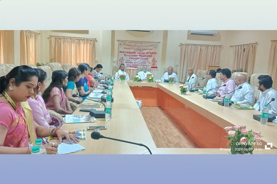 1 month Maharishi Vedic Science Teachers Training Course has completed and valedictory programme was organised at National Office of MVM Schools Group, Bhopal. Brahmachari Girish Ji in his address has inspired newly trained Maharishi Vedic Science Teachers.	