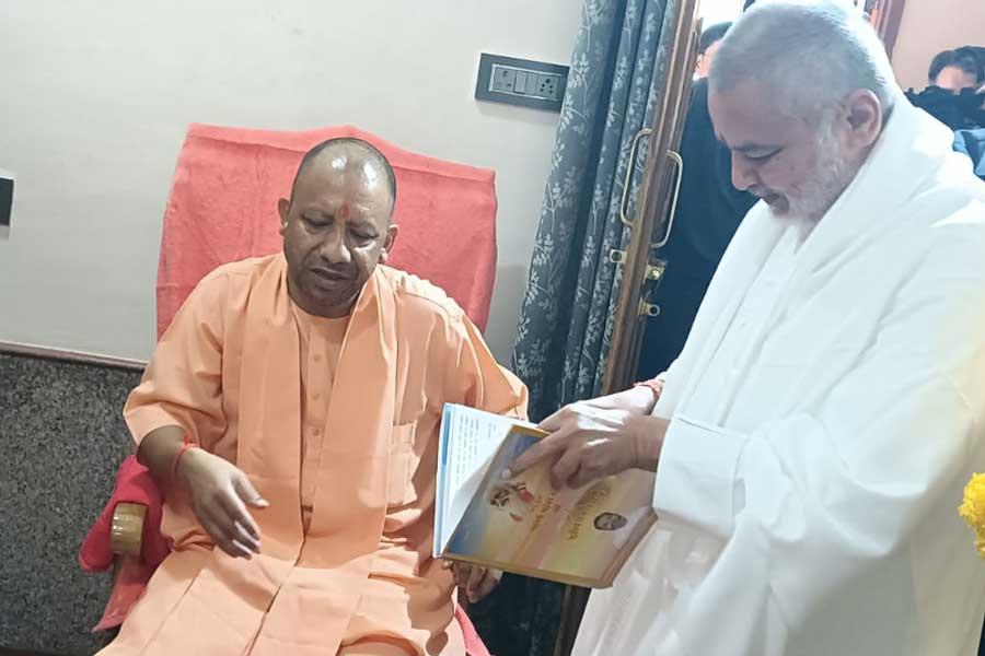 Honourable Chief Minister of Uttar Pradesh Yogi Adityanath ji has paid a curtsey visit to Jagatguru Shankaracharya Jyotishpeethadheeshwar Swami Vasudevanand Saraswati ji Maharaj at Alopybag Prayagraj.