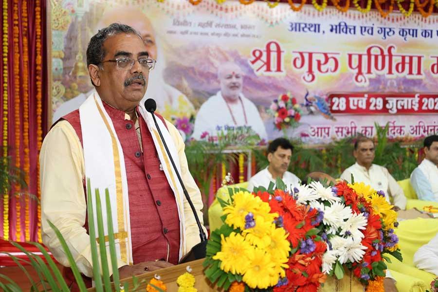 Shri Guru Purnima was celebrated at the national level with great devotion and grandeur over two days at the Maharishi Utsav Bhawan, Gurudev Brahmanand Saraswati Ashram, Bhopal.