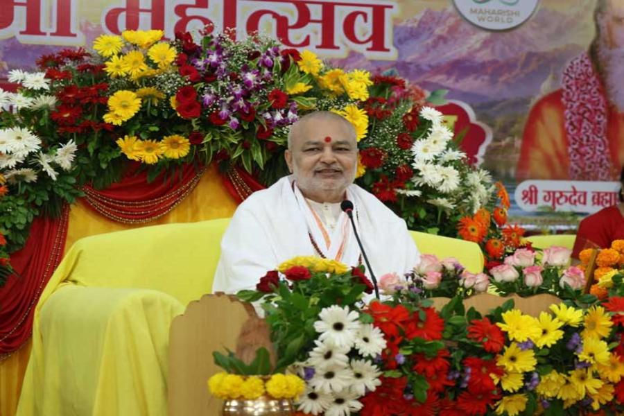 Shri Guru Purnima was celebrated at the national level with great devotion and grandeur over two days at the Maharishi Utsav Bhawan, Gurudev Brahmanand Saraswati Ashram, Bhopal.