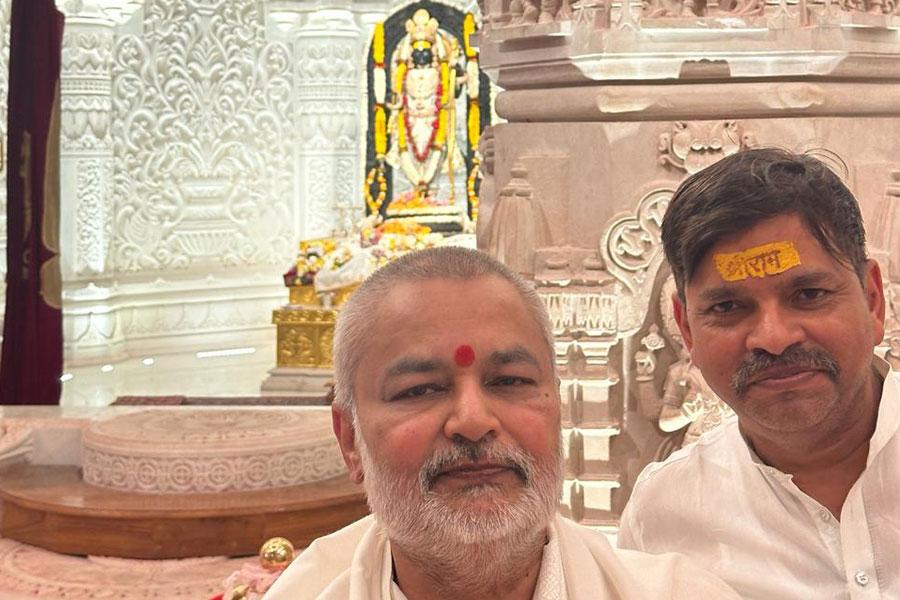 Brahmachari Girish ji has visited Ayodhya and had darshan of Shri Ramlala ji.