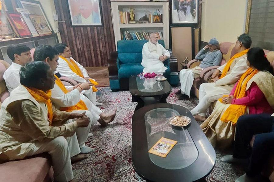 During Ayodhya ji visit with a delegation of Maharishi Organisation met with Respected Shri Champat Rai Ji, a very senior leader and at present Vice-President of Vishwa Hindu Parishad.
