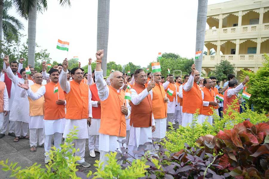 A Tiranga Yatra was organised by Maharishi Centre for Education Excellence (MCEE) at Bhopal. Over 1000 members of Maharishi Organisation including Brahmachari Girish Ji, Prof. Bhuvnesh Sharma, Mrs. Rekha Nimkar, all directors and members of MVM National Office, faculty of Maharishi Institute of Management, teachers and students of MCEE, and Mahamedia Group members have participated in the Yatra.	